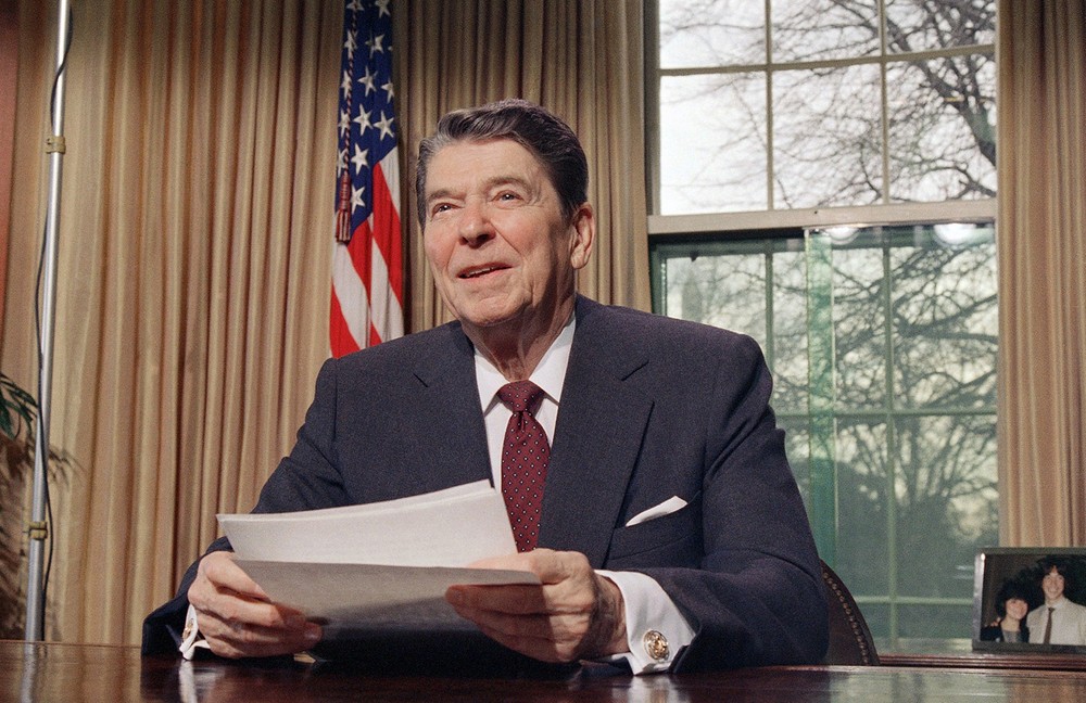 Tổng thống Mỹ Ronald Reagan nói về nhà hoạt động xã hội da màu Martin Luther King Jr. trong bài phát biểu trên truyền hình tại Nhà Trắng ngày 15/1/1987. Ảnh The Atlantic